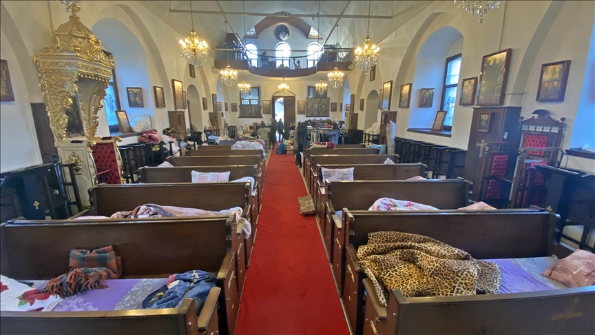 Туркије: Православната црква во Мерсин ги отвори вратите за преживеаните од земјотресот