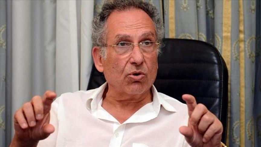 المعارض ممدوح حمزة يعود إلى مصر بعد مغادرتها منذ 3 سنوات
