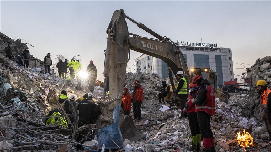 French politician hails Turkish humanitarian mobilization after violent earthquakes