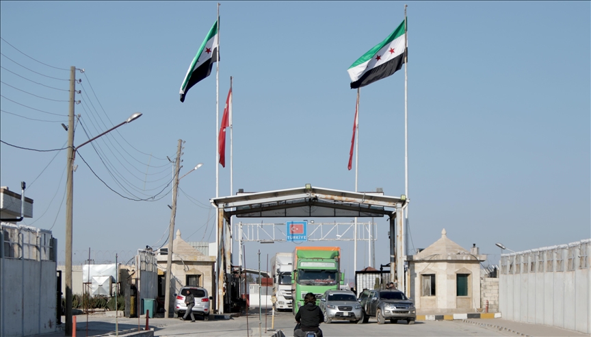 مساعدات أممية إلى شمالي سوريا عبر معبر "أونجو بنار"