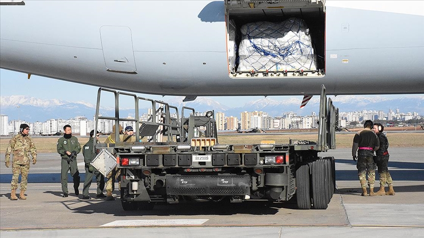 Japonya'dan insani yardım malzemeleri İncirlik Üssü'ne getirildi