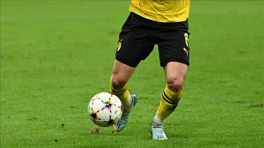 Borussia Dortmund beat Chelsea in Champions League Round of 16 first leg