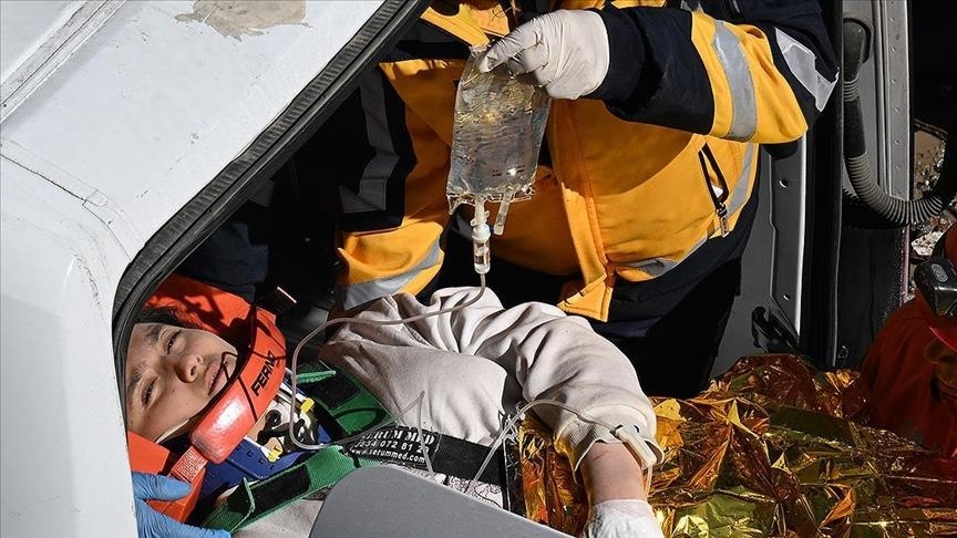 Young woman found alive after spending 248 hours under rubble in southern Türkiye