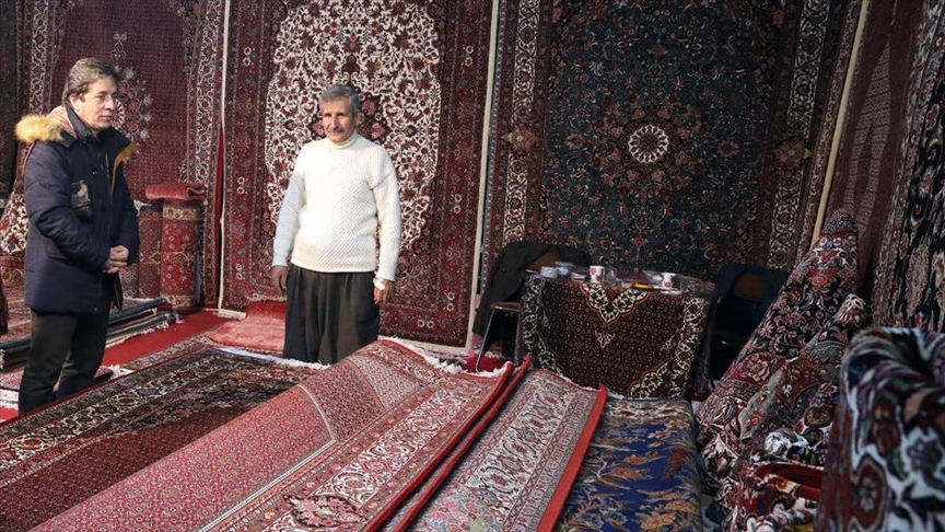 فعالیت رفوگران ایرانی فرش دستباف در ترکیه