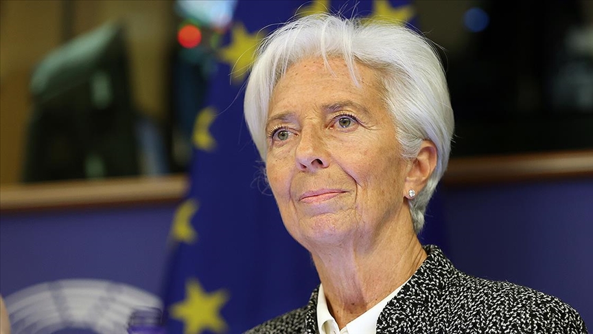Lagarde: ECB fiyat baskılarına karşı faiz oranlarını artırmaya devam edecek