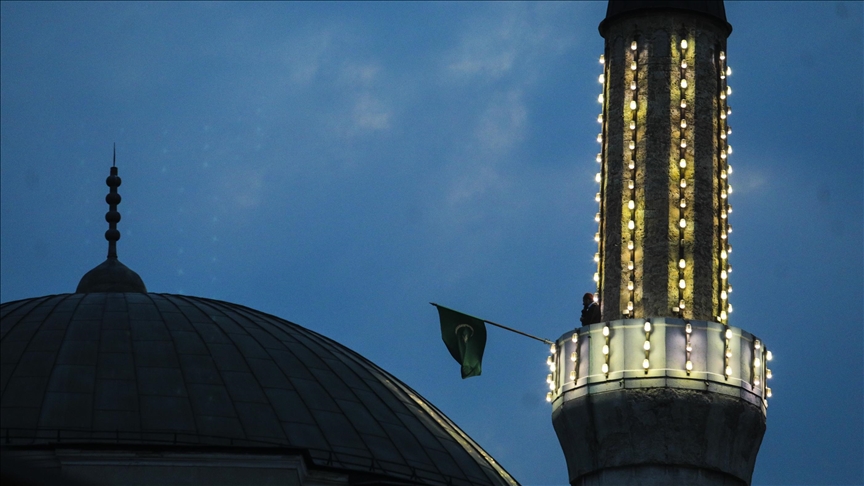 Muslimani večeras obilježavaju Lejletul-Miradž