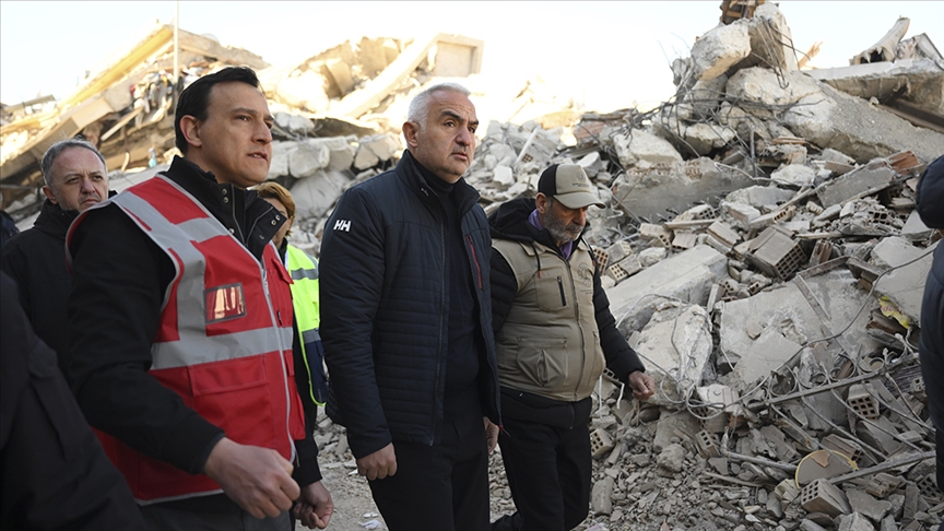 Bakan Ersoy: Hatay'da depremden zarar gören tarihi ve kültürel yapıların restorasyonuna gelecek ay başlanacak