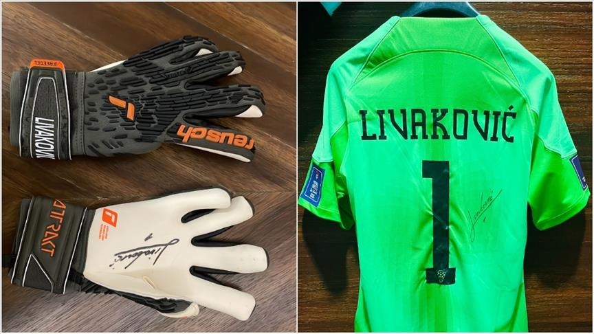 Livaković donirano dres i rukavice sa Mundijala za žrtve zemljotresa