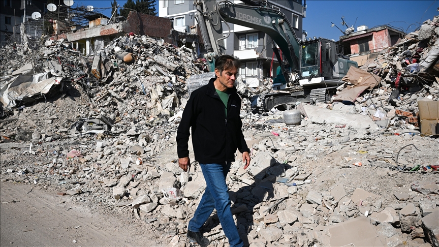 EXCLUSIVE - 'Even in this horrible moment, I see hope everywhere,' Mehmet Oz says during visit to quake-hit Türkiye