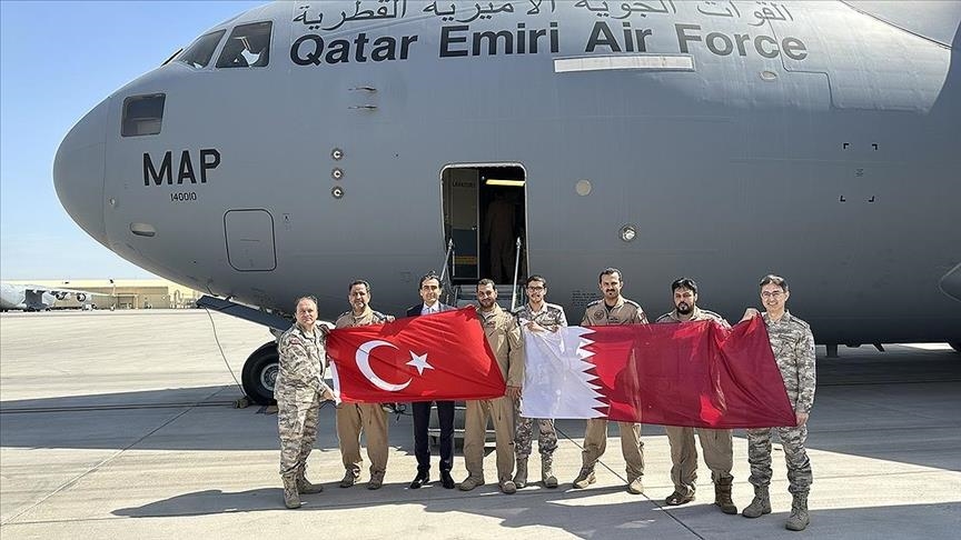 Qatar sends 3 additional planes of earthquake relief to Türkiye