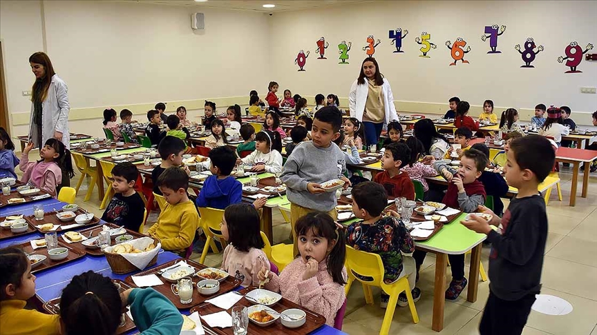 İç Anadolu'da okullarda ücretsiz yemek uygulaması başladı
