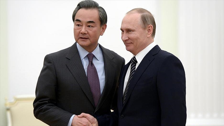 Putin meets China's top diplomat, says ties important for international stability