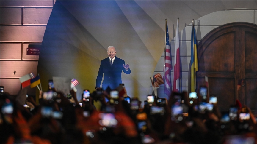 Biden lavishes praise on Ukraine, Poland in Warsaw speech