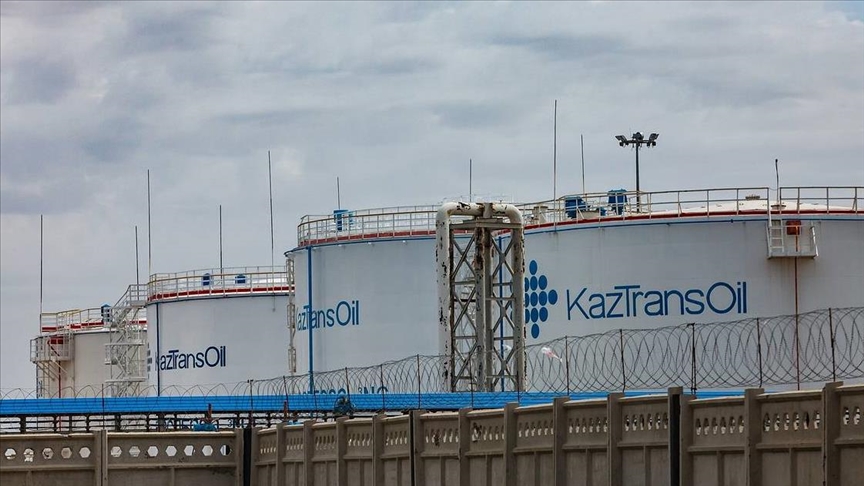  Казахстан приступил к транспортировке нефти для экспорта в Германию