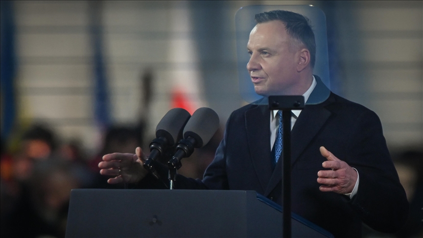 Polish president says Warsaw delivered 1st batch of Leopard 2 tanks to Ukraine