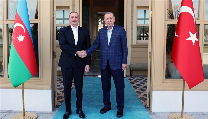 Лидеры Турции и Азербайджана провели встречу в Стамбуле