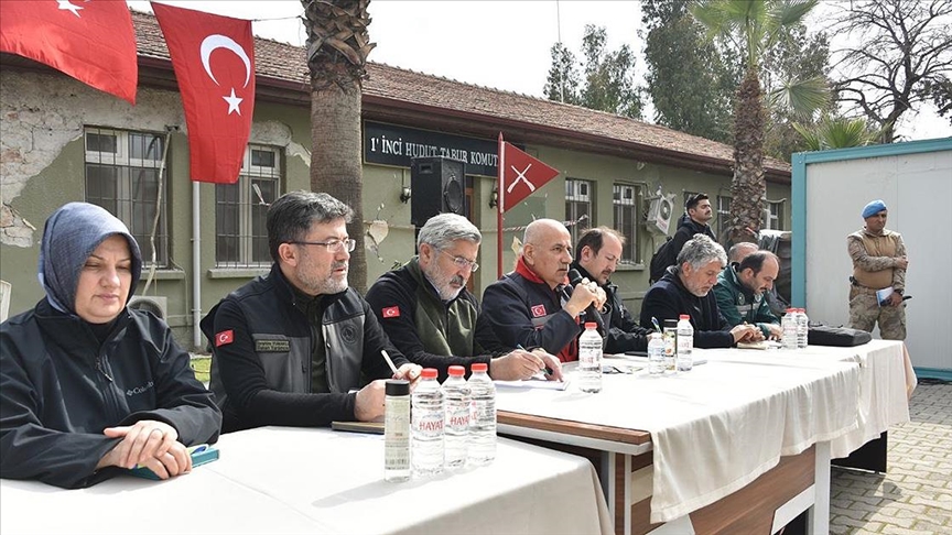 Bakan Kirişci Hataylı çiftçilerle bir araya geldi: Sulama konusunda tedbirler alıyoruz