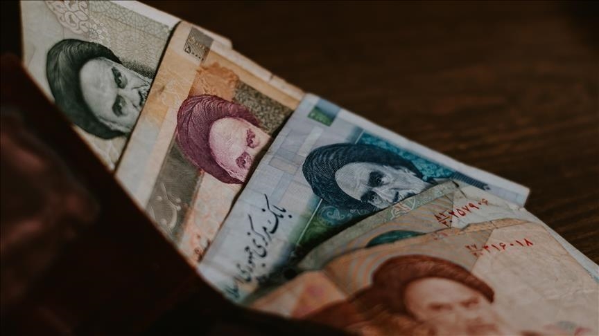 Iran's Raisi blames ‘enemies’ as currency hits record low