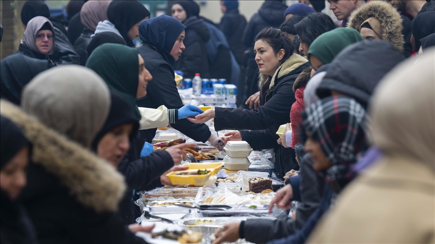 London mosque holds charity event for quake victims in Türkiye