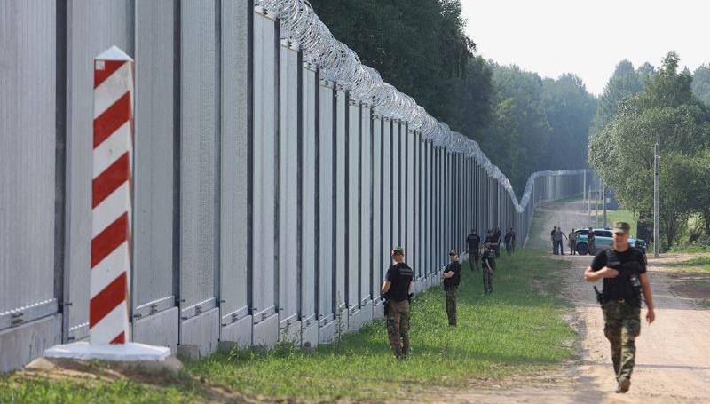 В Польше не исключают возможности полного закрытия границы с Беларусью