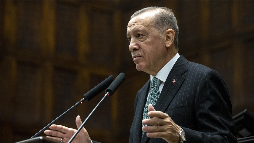 Turkish president vows to 'erase traces' of massive earthquakes