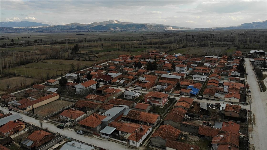 Burdur'da 52 yıllık acının şahitleri depremle aynı üzüntüyü tekrar yaşadı