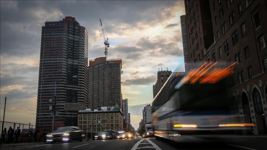 US nonfarm productivity rises 1.7% in Q4, fails to beat estimates