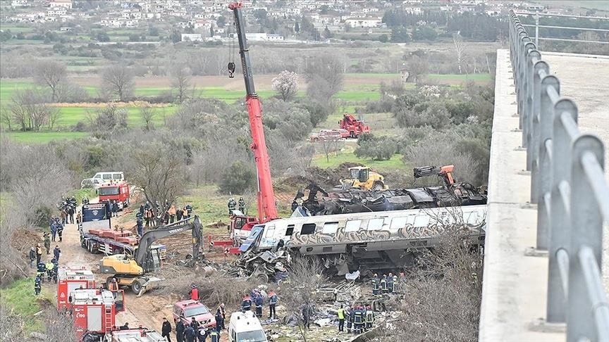 Greek railway workers go on strike after deadly train accident