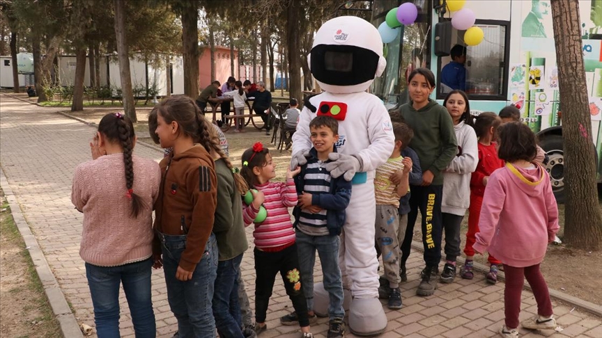 T3 Vakfı, oyun ve etkinliklerle depremin çocuklar üzerindeki izlerini silmeye çalışıyor 