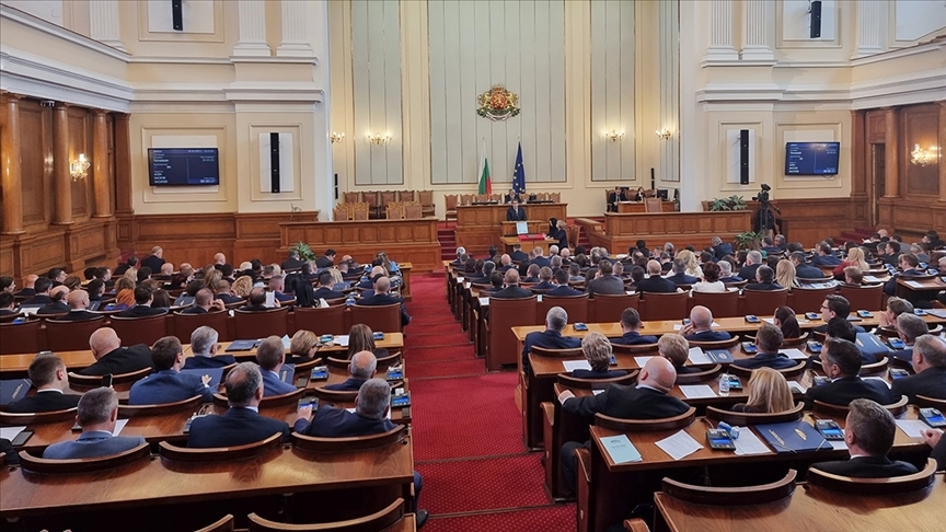 Bulgaristan'da 2 Nisan'daki erken genel seçimler için kampanya başlıyor