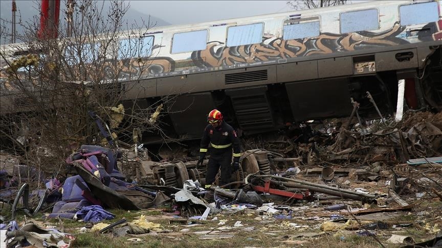 Grèce : Le bilan des victimes de l'accident ferroviaire de mardi se porte à 42 décès