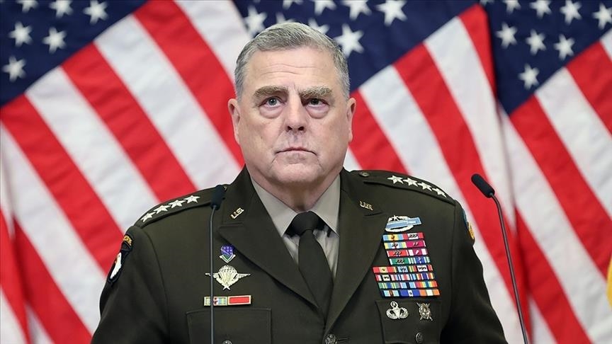 رئيس هيئة الأركان الأمريكية المشتركة يجري زيارة مفاجئة لسوريا