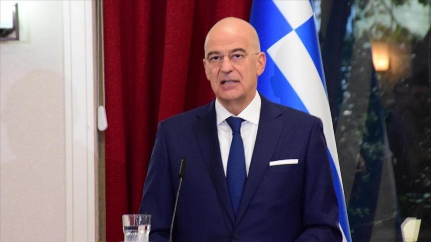 Greek foreign minister pays visit to Istanbul