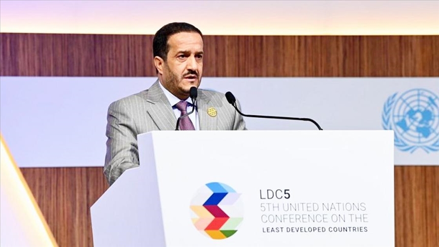 اليمن يدعو المانحين لإنقاذ اقتصاده