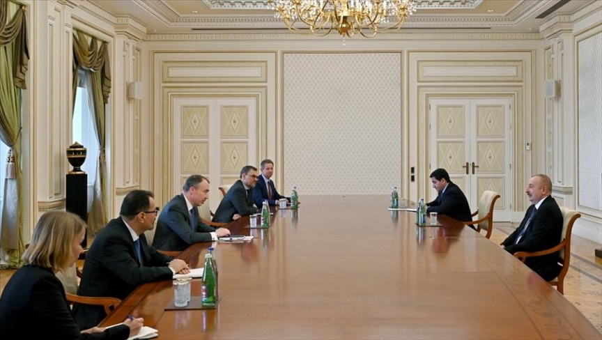 Президент Азербайджана и спецпредставитель ЕС обсудили пути мира между Баку и Ереваном