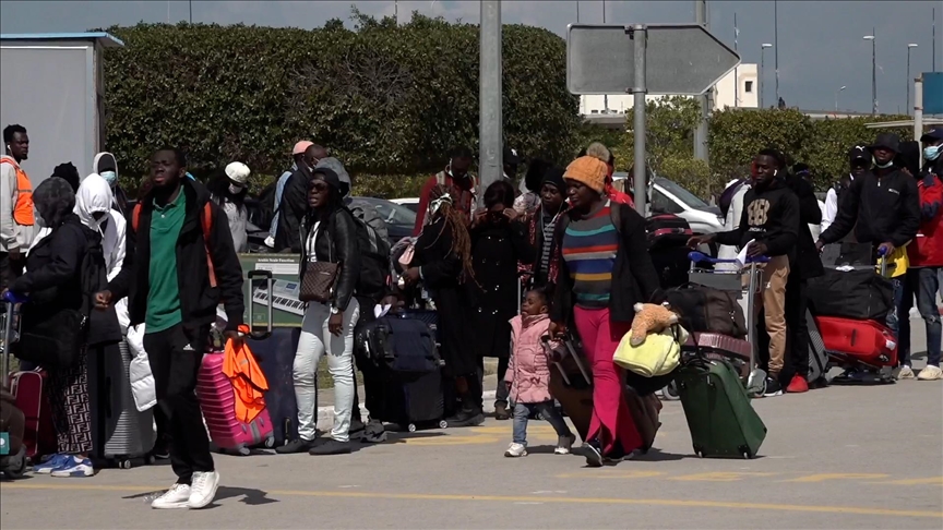145 ressortissants subsahariens en provenance de Tunis regagnent la Côte d’Ivoire