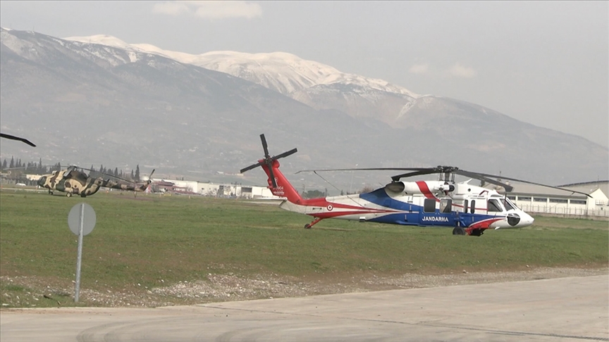 Jandarma komandolar Kahramanmaraş'ta karadan ve havadan desteğe devam ediyor