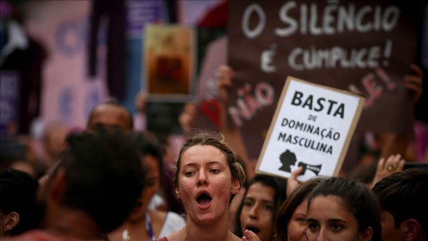 Lula presents bill to combat wage inequality for women in Brazil