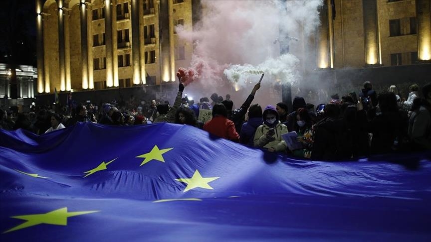 Ruling Georgian party to withdraw draft bill on foreign agents amid protests