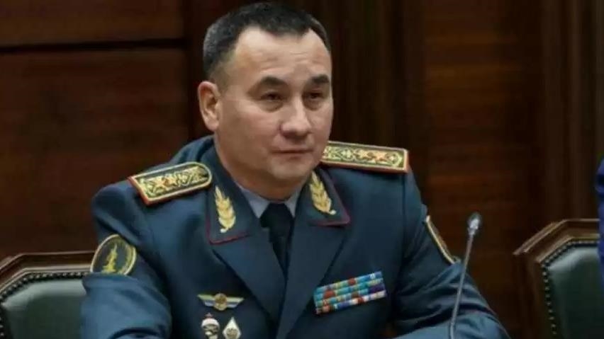 Экс-министра обороны Казахстана осудили «за незаконные приказы в период ЧП»