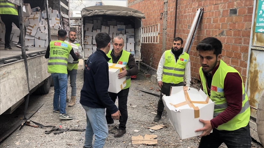 تركمان العراق يواصلون إرسال المساعدات لمتضرري زلزال تركيا