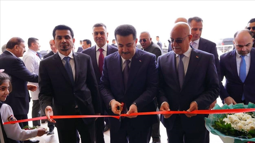 شيدته شركة تركية.. رئيس الوزراء العراقي يفتتح مستشفى بالبصرة