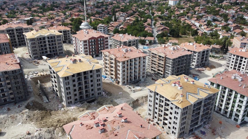 Malatya'da kentsel dönüşümle inşa edilen konutların fazlası depremzedelere verilecek