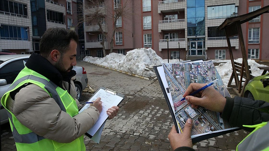 Deprem kuşağındaki Muş'ta "yapıların risk haritası" çıkarılıyor