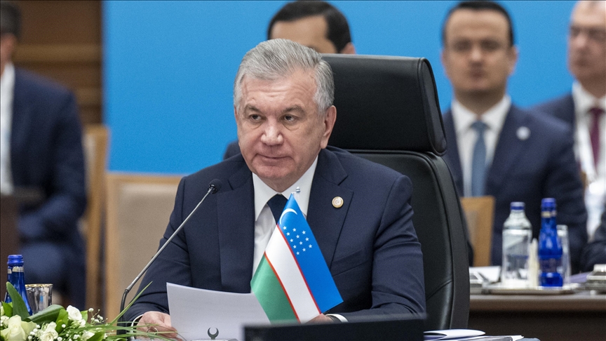 Özbekistan Cumhurbaşkanı Mirziyoyev: Özbekistan halkı "Türkiye seninleyiz" diyerek Türk kardeşlerinin yardımına koştu