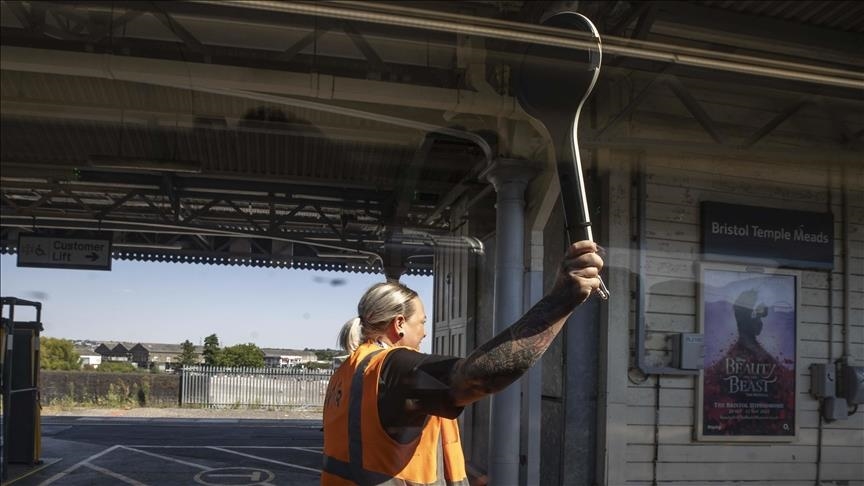Passengers face disruption as new wave of rail strikes begins in UK