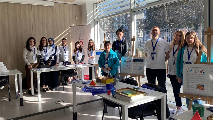 "Volim matematiku": Projekat učenika Maarif Schools of Sarajevo "Skiciranje elipse" među tri najbolja