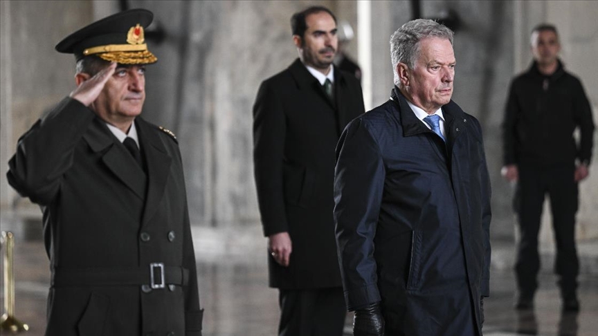 Президент Финляндии посетил мавзолей Ататюрка в Анкаре