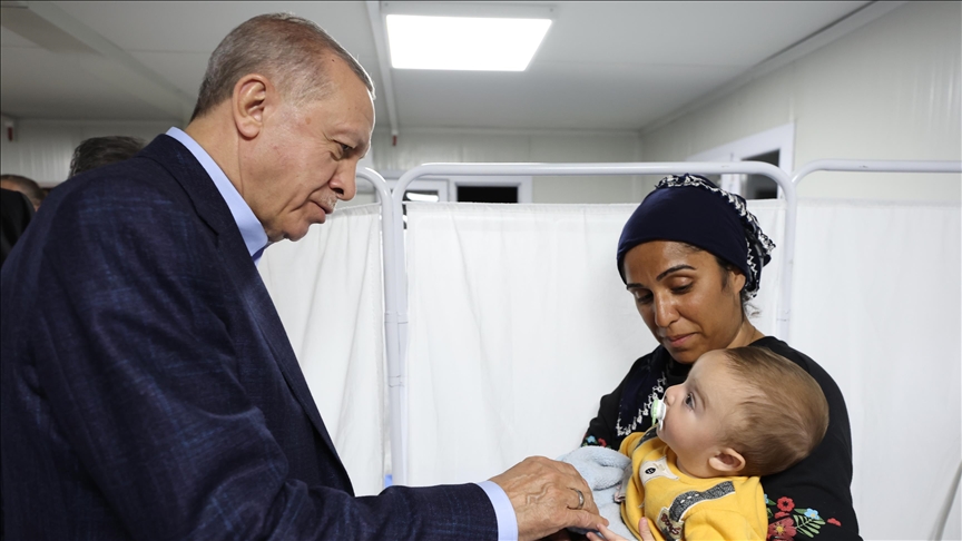 9,881 earthquake victims continue to get treatment in Türkiye