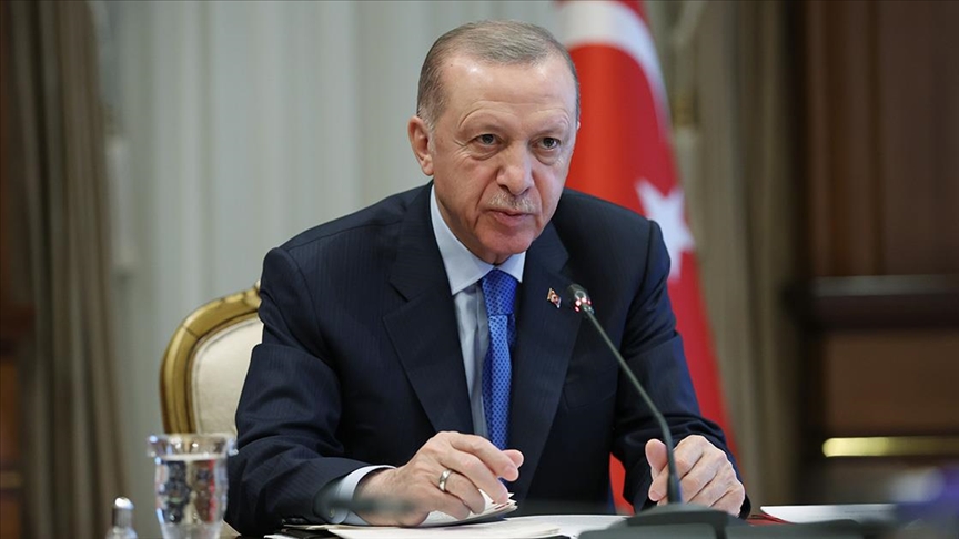 Cumhurbaşkanı Erdoğan: Bu zor günlerde tüm dostlarımızın sergilediği dayanışmayı asla unutmayacağız